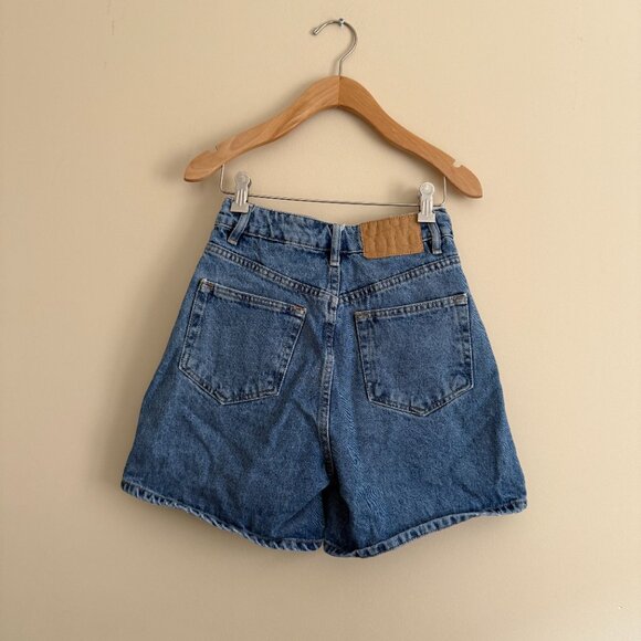 Zara High-Waisted Mom Denim Shorts - Picture 4 of 4